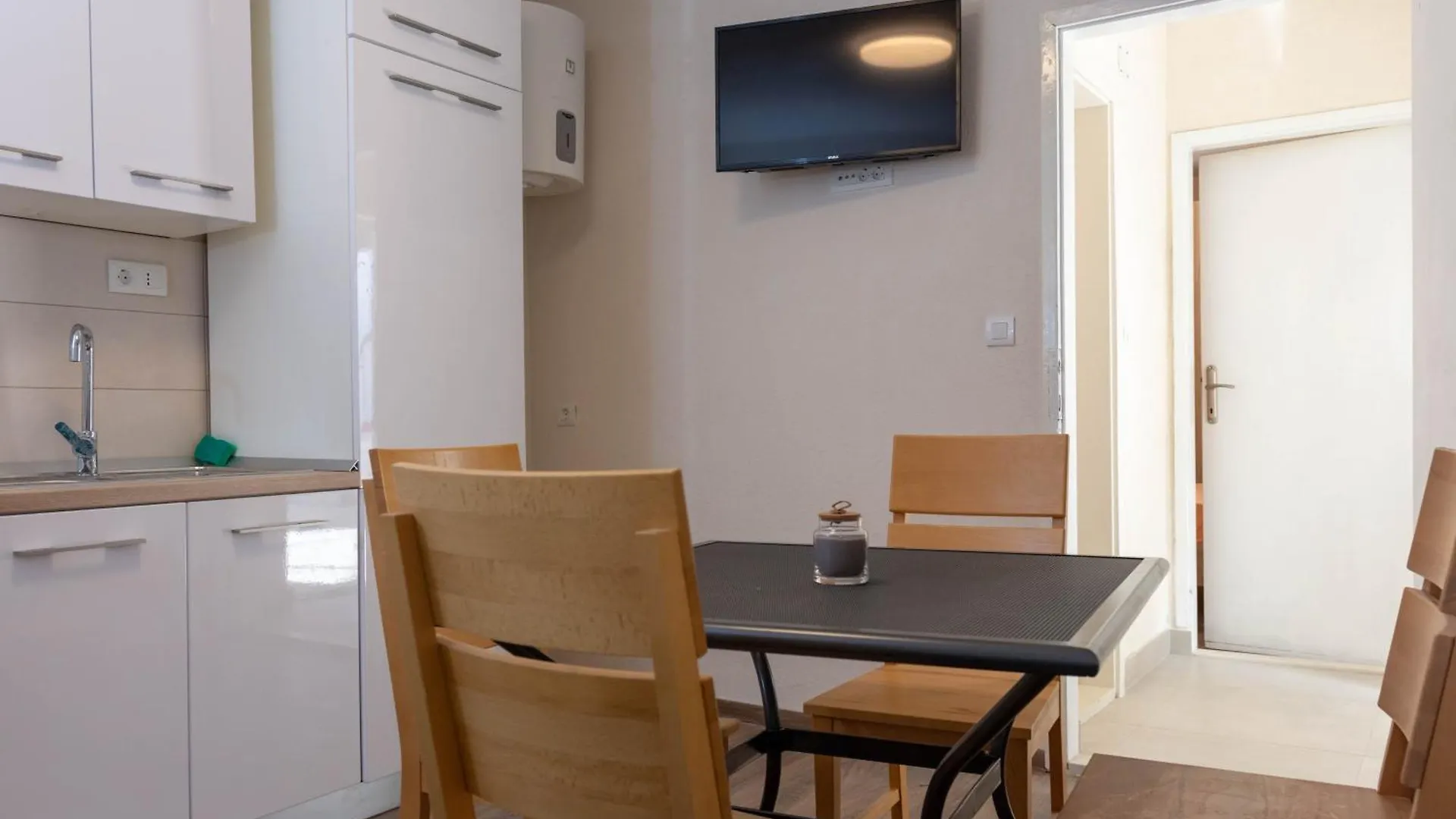 Apartments By The Sea Kastel Novi, Kastela - 21006 Croatia