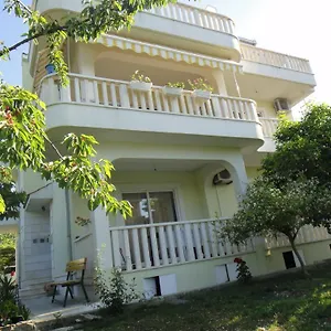 Apartment Roko, Kastela